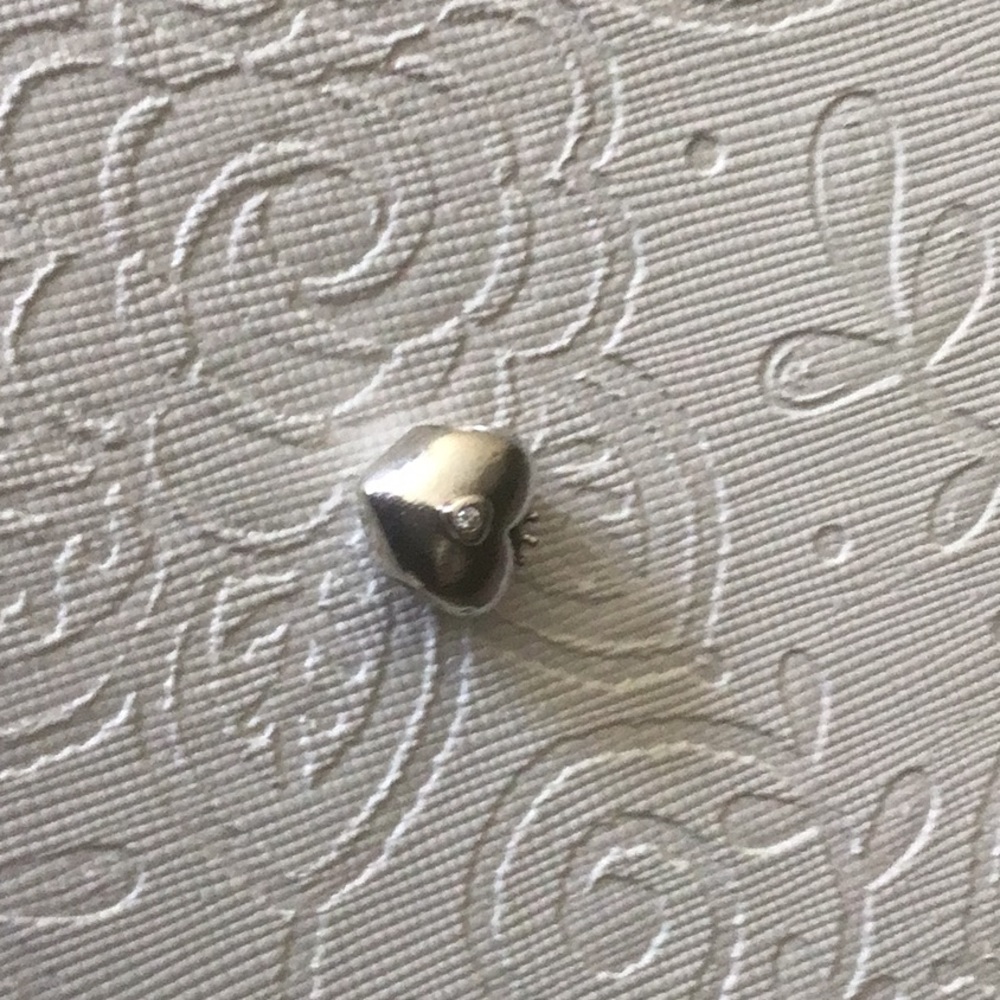 Pandora 2015 club diamond heart charm